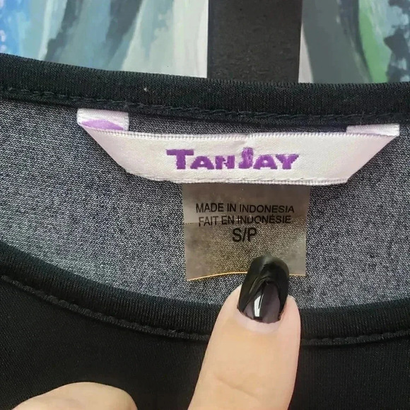 TanJay Classy Lady Blouse - Picture 2 of 3